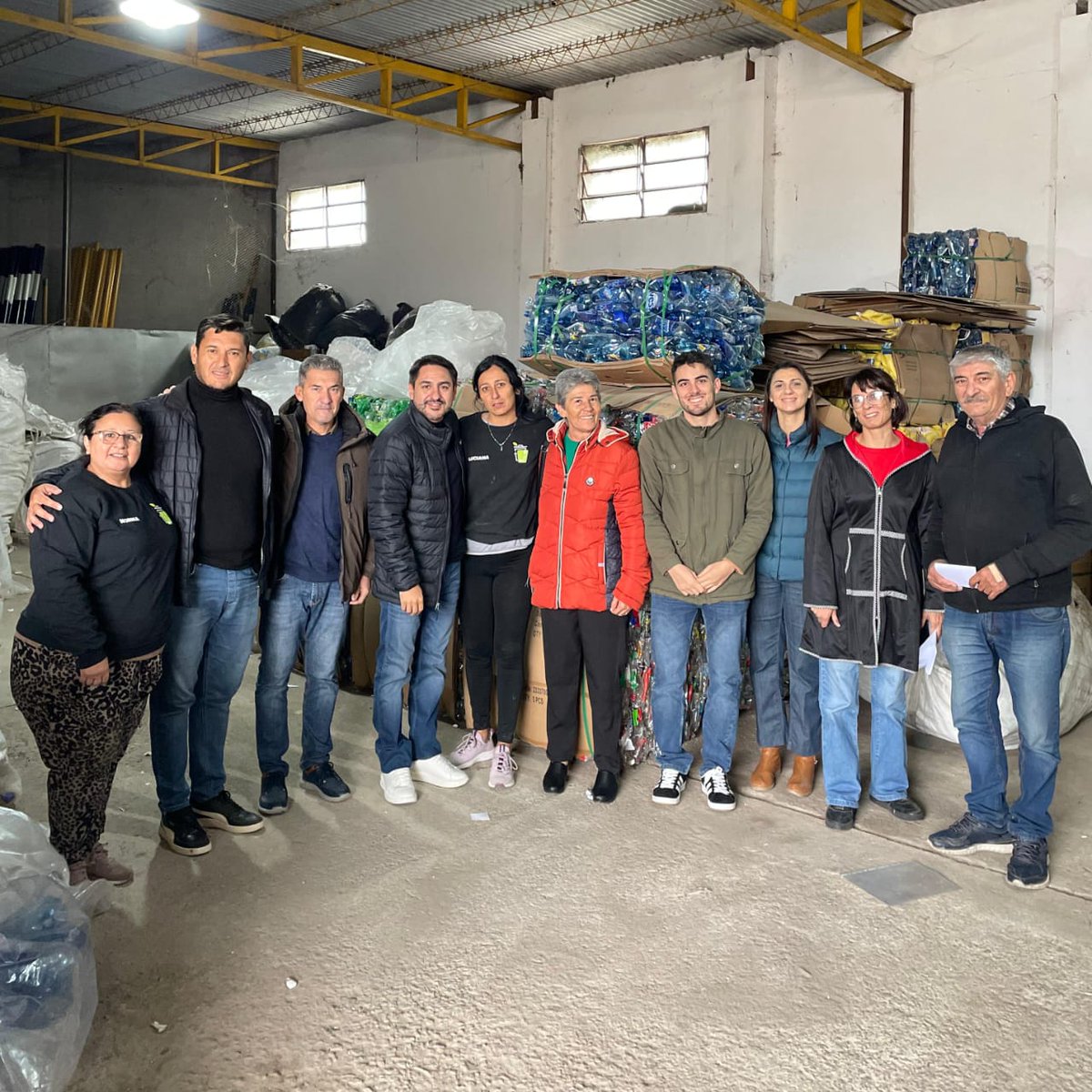 Matías Chamorro (@matichamo) on Twitter photo Hoy celebramos el Día Internacional del Cooperativismo en el Año Internacional de las Cooperativas, declarado por la <a href="/ONU_es/">Naciones Unidas</a>.
Bajo el lema "Las cooperativas construyen un mundo mejor", el mundo reconoce su rol clave en el desarrollo sostenible, la inclusión y la resiliencia Hoy celebramos el Día Internacional del Cooperativismo en el Año Internacional de las Cooperativas, declarado por la <a href="/ONU_es/">Naciones Unidas</a>.
Bajo el lema "Las cooperativas construyen un mundo mejor", el mundo reconoce su rol clave en el desarrollo sostenible, la inclusión y la resiliencia