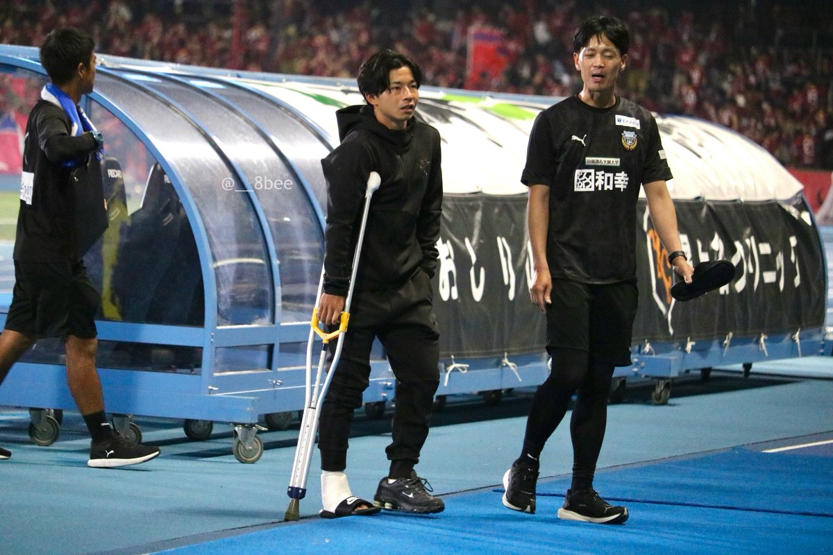 心配すぎるけど、どうか、念のため、大事をとっての松葉であって欲しい

#frontale #伊藤達哉