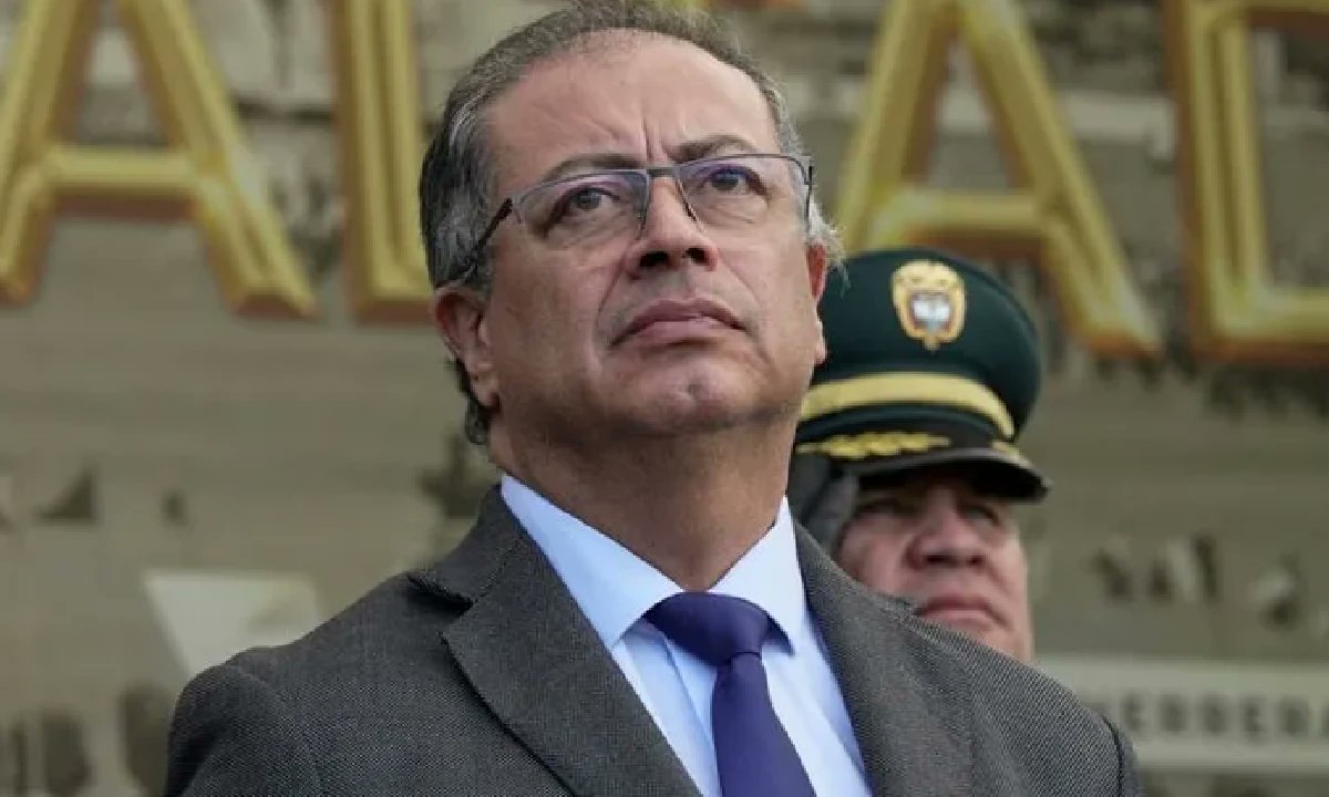 El presidente de Colombia, Gustavo Petro, canceló su participación en la Cumbre de los BRICS que se efectuará en Río de Janeiro, Brasil, el 6 y 7 de julio.

#5Jul