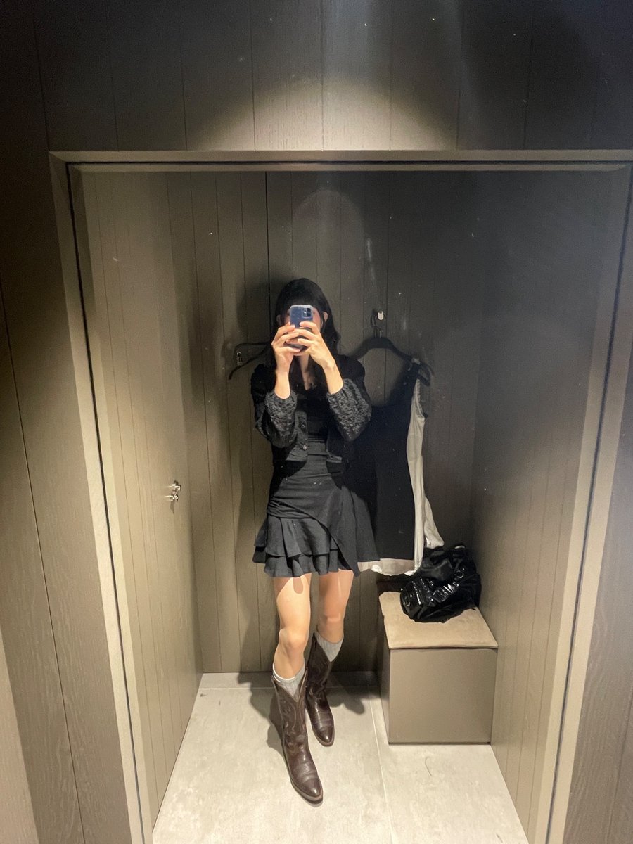 일일 남자친구로 심야영화 볼사람 없나요?! ㅎㅎ