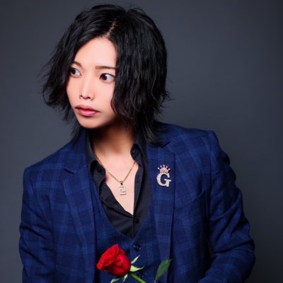 Garcia_darkness's tweet photo. 新しい宣材写真撮った！！
 #薔薇はトゲトゲ 
#新しいプロフィール画像 https://t.co/NApcf1cLar