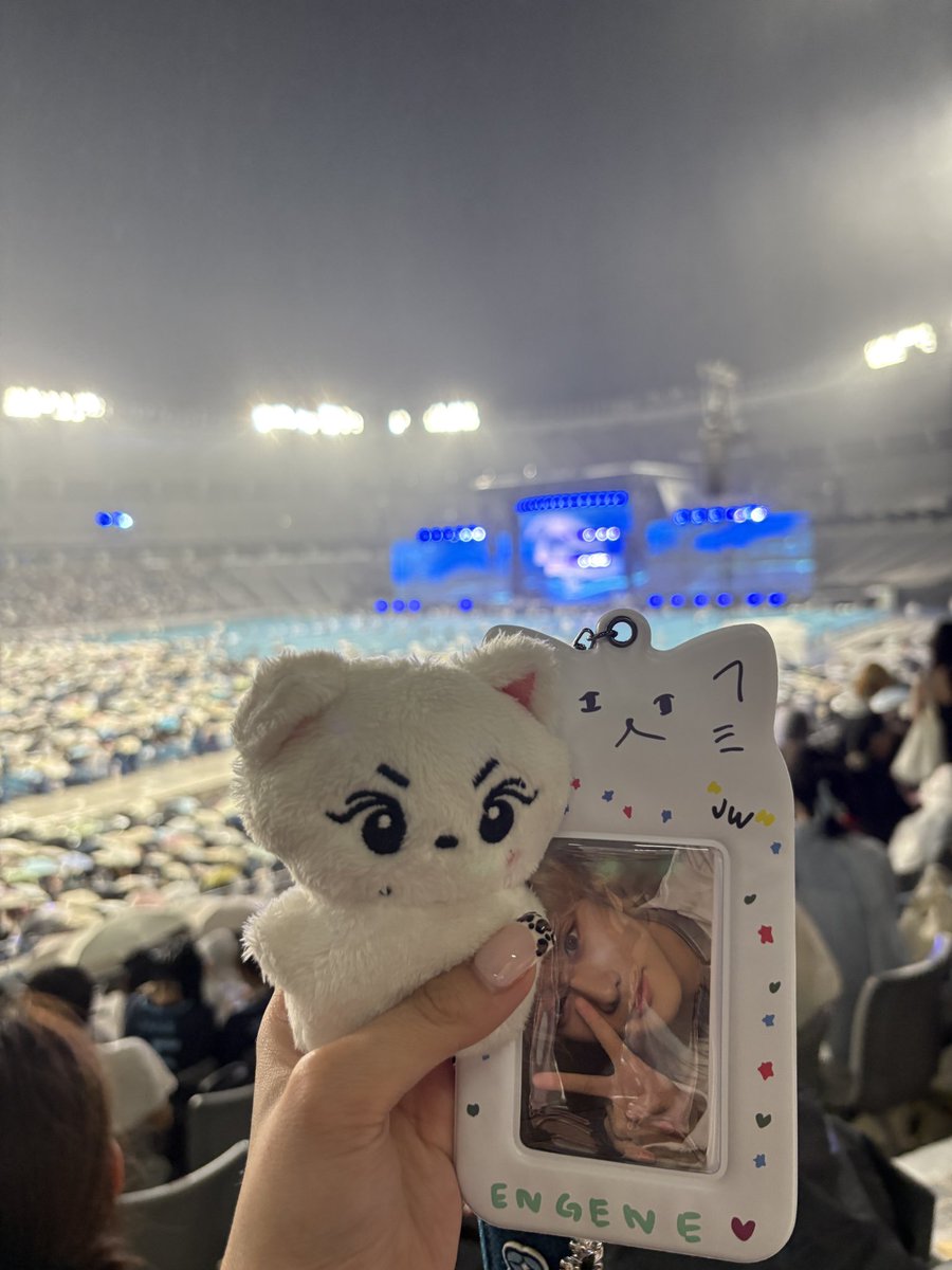 jung_04_won's tweet photo. みんなでお揃い https://t.co/RzOOxTkhq7