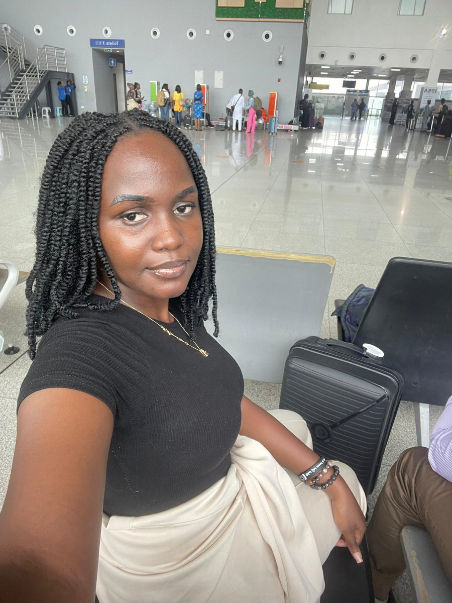 The person I was referring to in this tweet is <a href="/Naanbaan/">Baan</a> , a CyberGirls Fellowship Alumna and a super special person to me.

She accepted an offer on the 10th of July 2024, after going through 4 stages of interviews and was to relocate to, Germany…but there was a problem 🧵