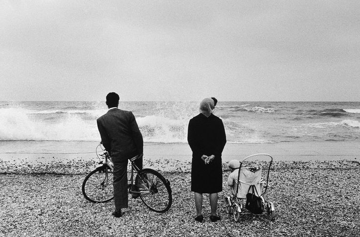 La vita è la somma di tutte le tue scelte.

Albert Camus

#èUnaScelta

#VentagliDiParole

Berengo