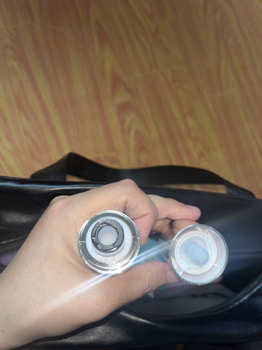 🌸 PRELOVED SALE: Reedle Shot 100 🌸
✨ Hanya pakai beberapa kali saja
📦 Isi masih banyak (rujuk gambar)
💰 RM40 sahaja – termasuk postage ke Sabah, Sarawak &amp; Semenanjung!
📩 DM kalau berminat ya! Siapa cepat dia dapat 💕