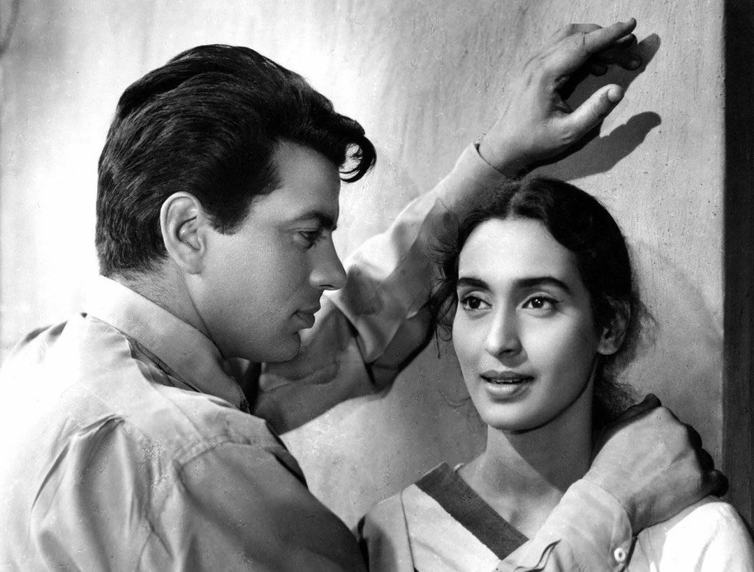 FilmHistoryPic's tweet photo. (1963) Nutan and Dharmendra in ‘Bandini’ https://t.co/aQ1J4iYu3U