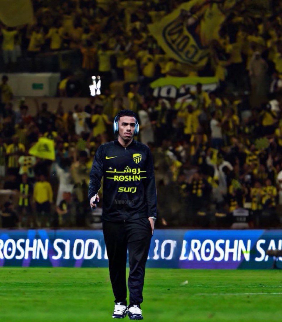 كيف ي جمهور الذهب وش رأيكم بس اتوقع مستحيل يعطونك إلى بمقايضة 🤔