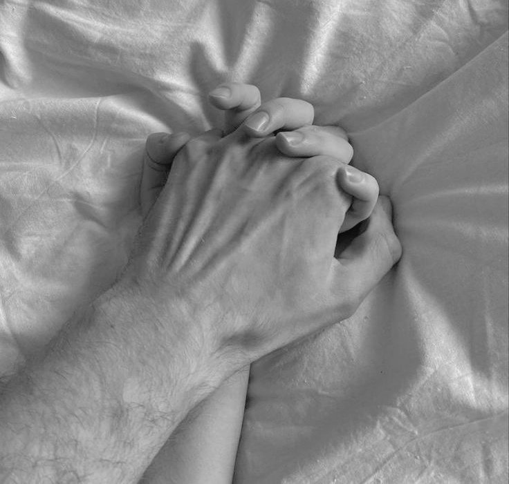iFor2sun's tweet photo. — lesson with sir clinton, 🔞
a #sunsun paid content au.

sereia (sn), a 28-year-old professor with no sexual experience, only wanted to know what it felt like — specifically, with his handsome co-professor and long-time crush, clinton (sh). https://t.co/E5AhZU15pd