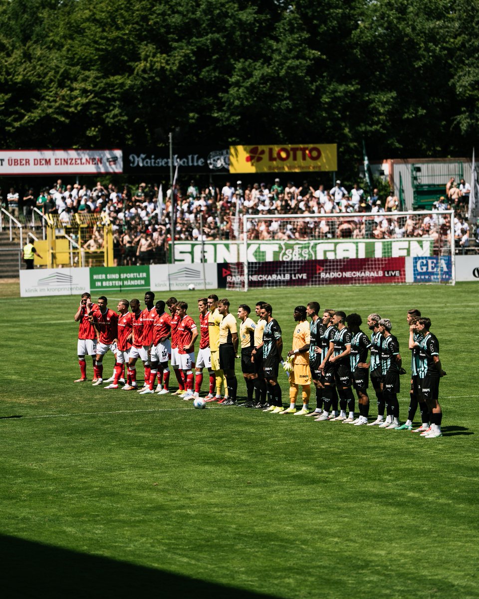 🔚 Wir gewinnen Spiel 1 gegen den 1. FC Kaiserlautern mit 2:0. Alessandro Vogt trifft doppelt für 🟢⚪️. 💪 Kurze Pause - dann geht's gleich weiter mit Spiel 2. #FCSG #GrüewissImHerz