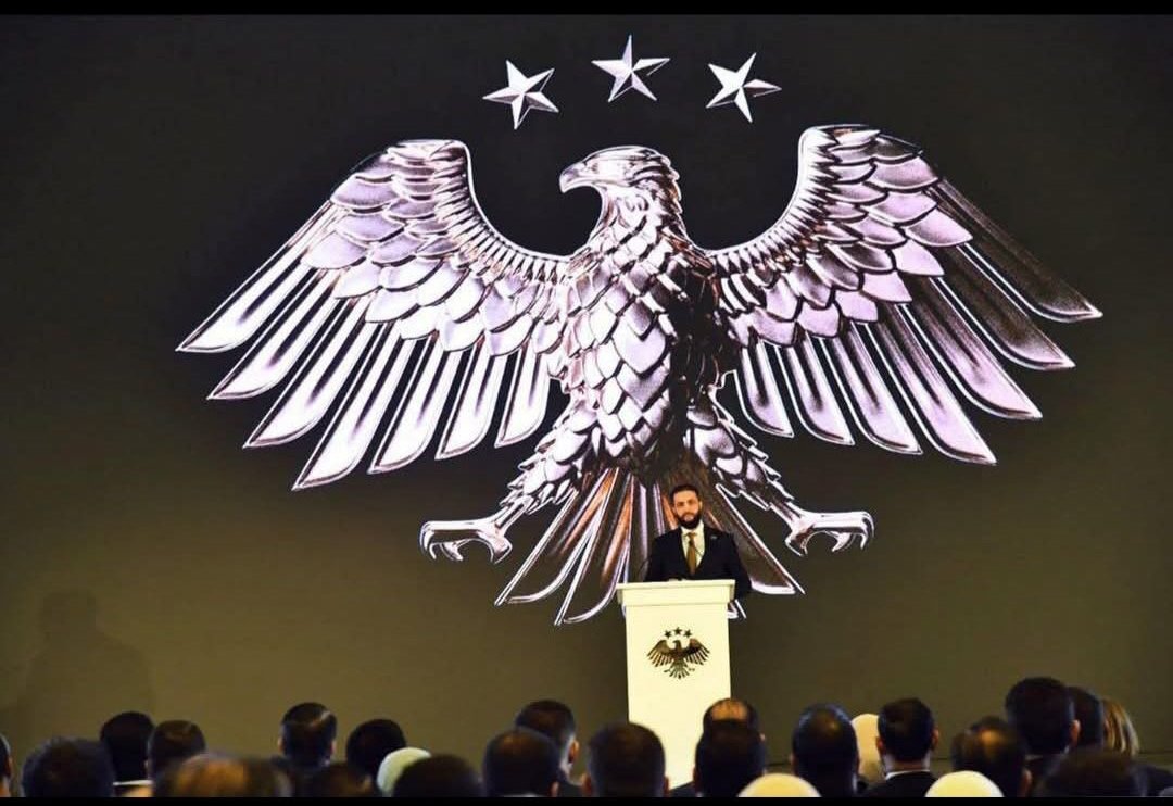 1-"Sakın ilahlarınızı bırakmayın; sakın Vedd'i, Suva'yı, Yeğus'u, Yeuk'u ve Nesr'i bırakmayın." dediler." Nuh | 23

Modern dünyanın egemenleri milliyetçilik putuna tapmayan hiç bir yapıya devlet olma icazetini asla vermiyor. ++