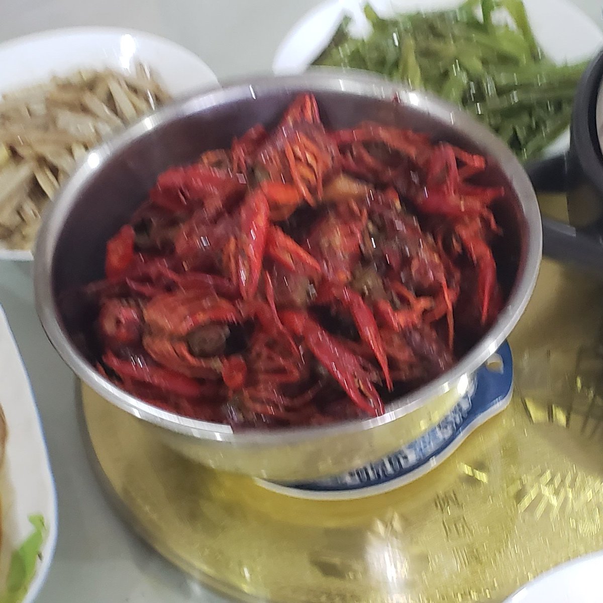 夏は冷たい飲み物が欠かせないので~ 
今日もおいしいロブスターを食べました