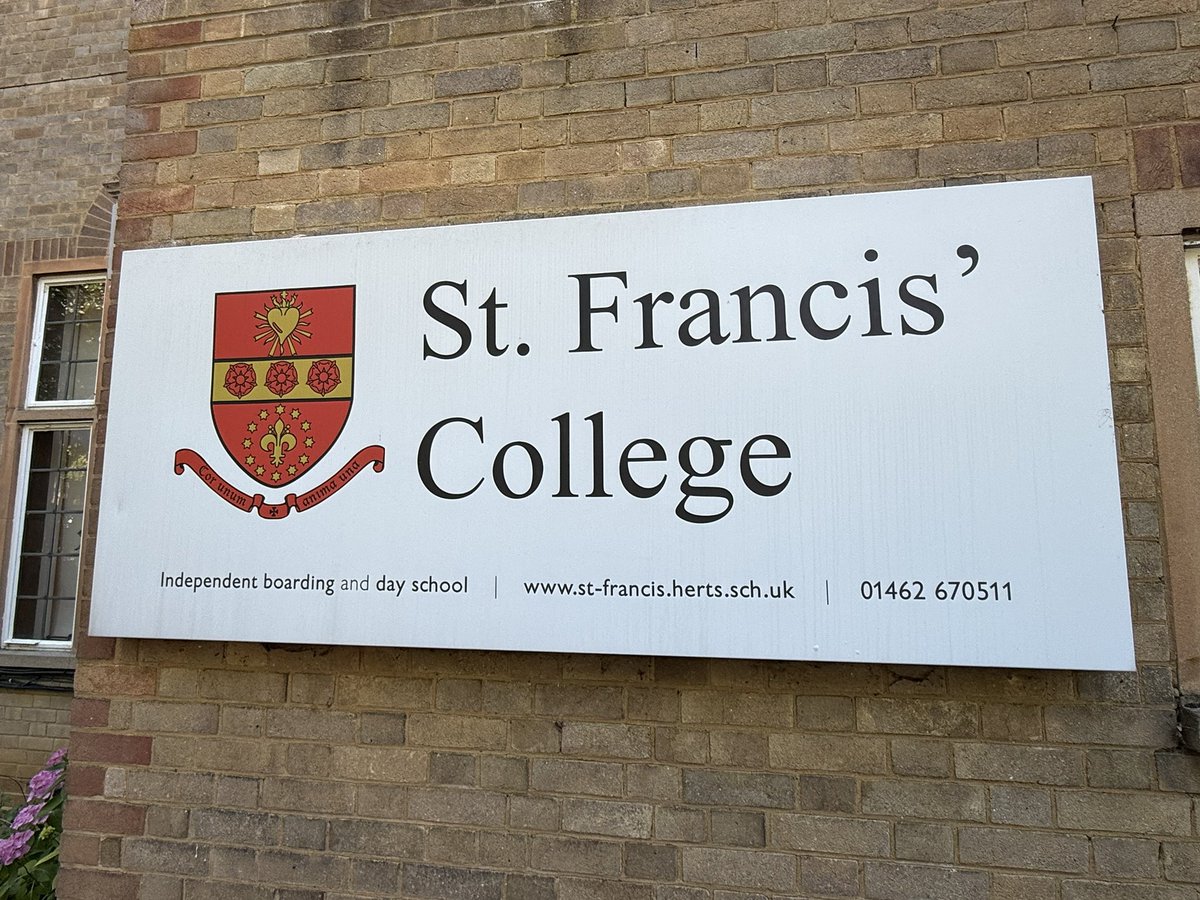 I had a lovely time, yesterday, working with the talented students of St. Francis' College, Letchworth, leading a composition workshop for Years 10 &amp; 11, a short choir workshop, and giving an organ lesson to a talented pupil in the afternoon. Congratulations all the pupils!