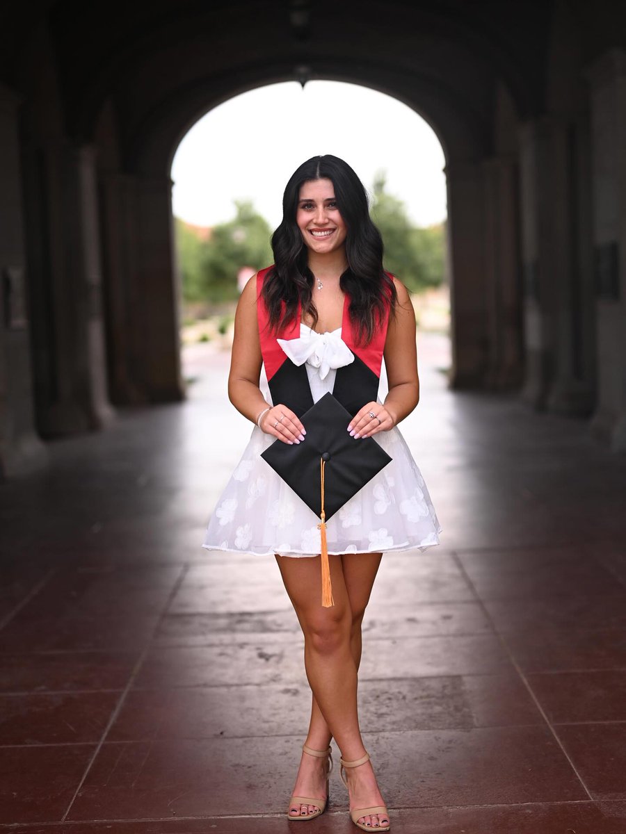 ttuhscson's tweet image. βWhat do you mean graduation is in TWO months?!?β Brooke, a School of Nursing student at @TTUHSC at #Abilene, is looking forward to graduation just around the corner!
All four βLevelsβ of the Traditional BSN program are offered from the Abilene campus.