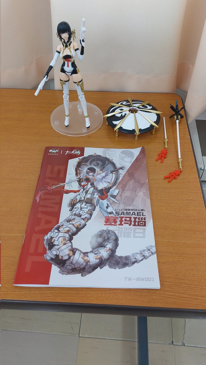 CANG TOYS製十二大戦シリーズ TW-MW001 賽瑪瑙(サマエル)、作成中。とりあえず、女の子本当のパチ組完了。現在自宅に撮影できるスペースが無いので、 #南信模型クラブ 定例会に持ち込んで撮影。