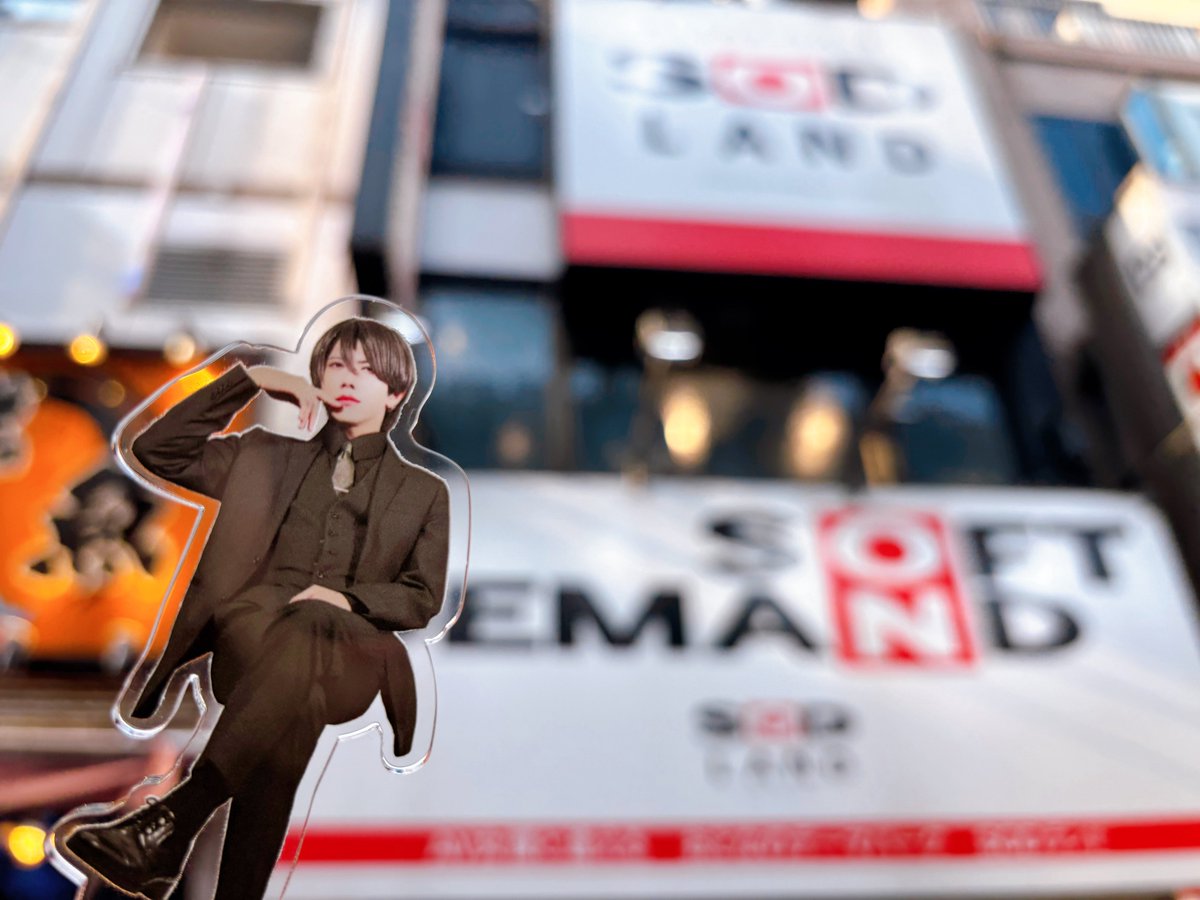 1年ぶりのSODも相変わらず楽しくてたくさん笑ってBL摂取させていただきました！

例のソーセージをおしゃぶりしてるチェキと、それに嫉妬して私を睨むじゃっくさんも含め全てが眼福！！！🤤
推しと顔面腫瘍ポーズでチェキ撮れたのも嬉しかったよ～😭😭
今回も楽しい時間をありがとうございました🙌🏻🤍