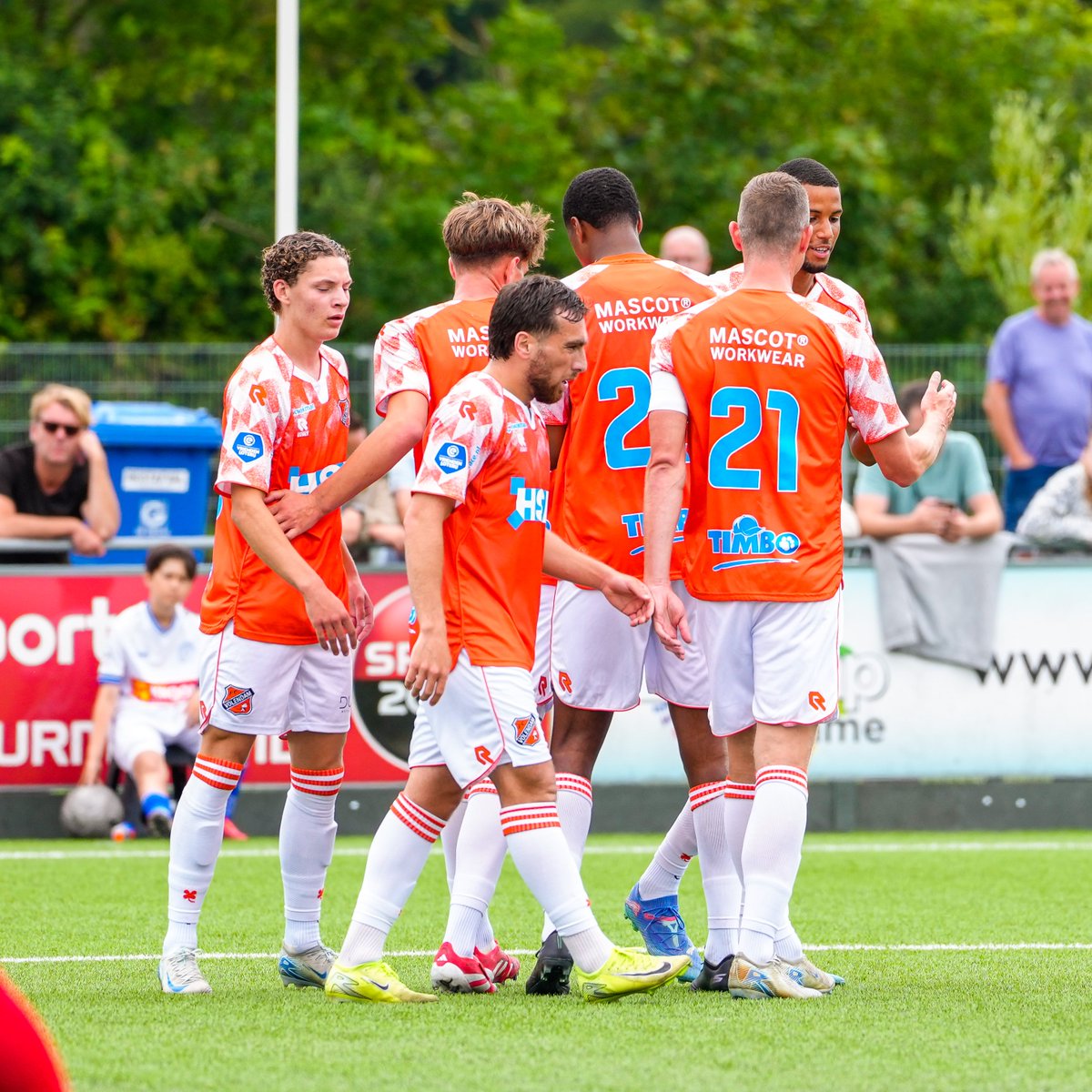 fcvolendam's tweet photo. 🫡 Orde op zaken!
#PURVOL https://t.co/CGWVToa7Uo