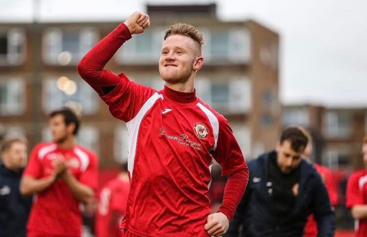 Curtis Coppen, He’s one of our own ❤️ 

#HowayTheRobins