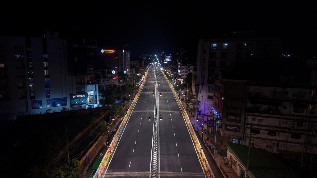 himantabiswa's tweet photo. What's stopping Assam from building flyovers like this in a year?

Oh we did it in 9 months 😉

Opening Tomorrow: Bhagadatta Flyover, Kamrupá https://t.co/CRLFxvOTiL