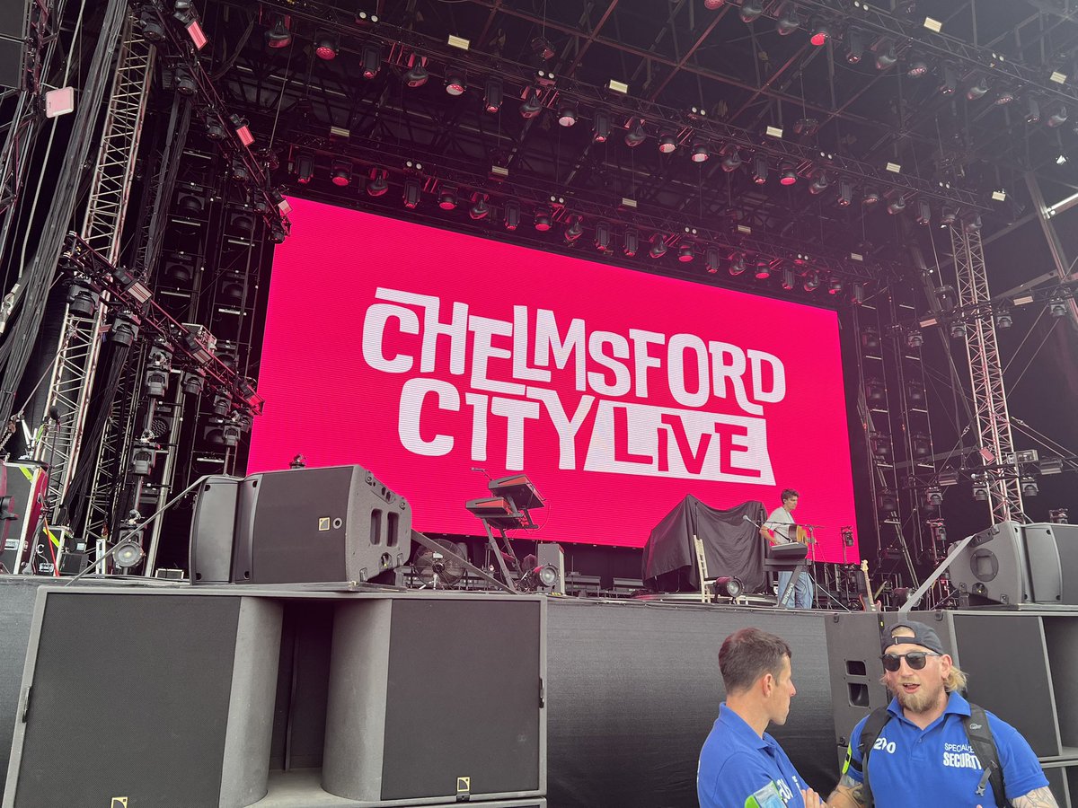 Queenofthe80s's tweet image. #frontrow @duranduran