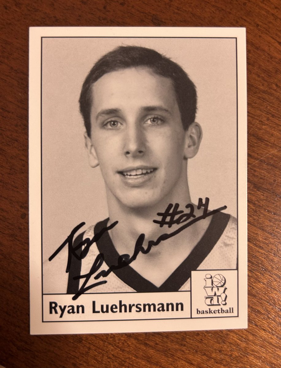 Shooters Touch (@shooterstouchia) on Twitter photo Found this gem back at my parents… can you help get this authenticated <a href="/RyanLuehrsmann/">Ryan Luehrsmann</a> ?? #hoopsiowa Found this gem back at my parents… can you help get this authenticated <a href="/RyanLuehrsmann/">Ryan Luehrsmann</a> ?? #hoopsiowa