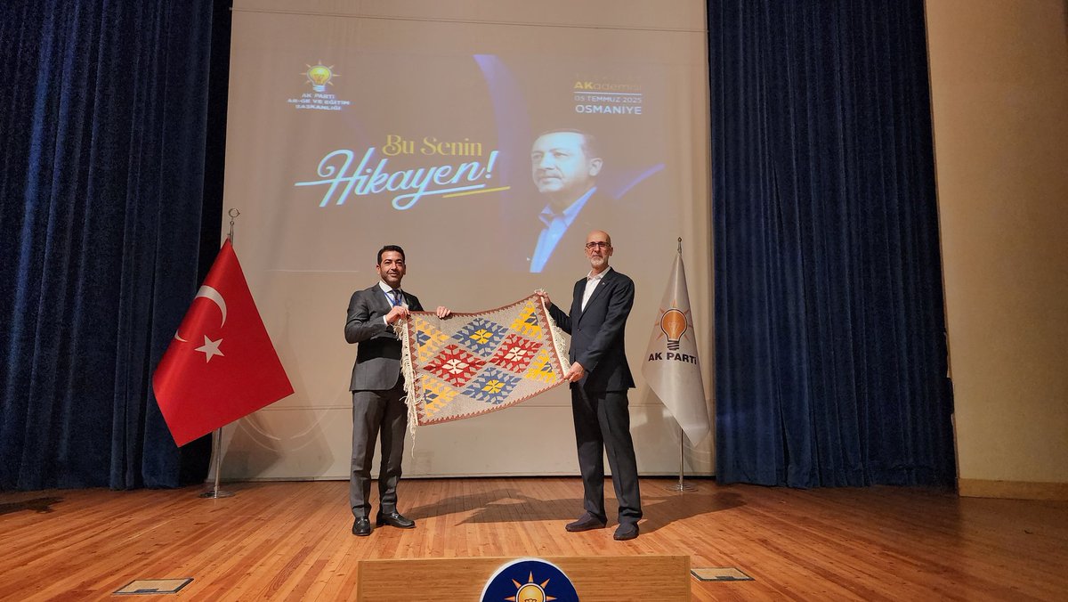 Genel Merkez AR-GE ve Eğitim Başkanlığımız tarafından düzenlenen Teşkilat Akademisi Liderlik Okulu programımızda, 5. konuşmacı olarak Prof. Dr. İbrahim Dursun, “Kişisel Gelişim” konusuyla bizlerleydi.

Kişisel gelişim üzerine yaptığı değerli paylaşımlar için kendisine teşekkür