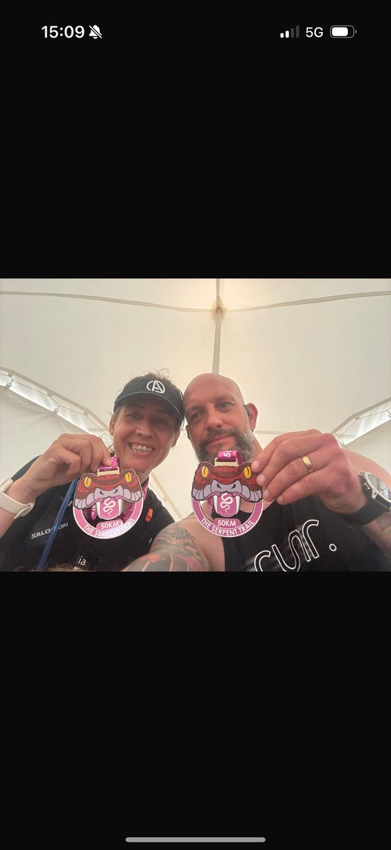 KarenMetcalfe95's tweet photo. #firstultra #50k smashed it. #run #serpenttrail @metcalfe_martin https://t.co/xrp52J8Rsf