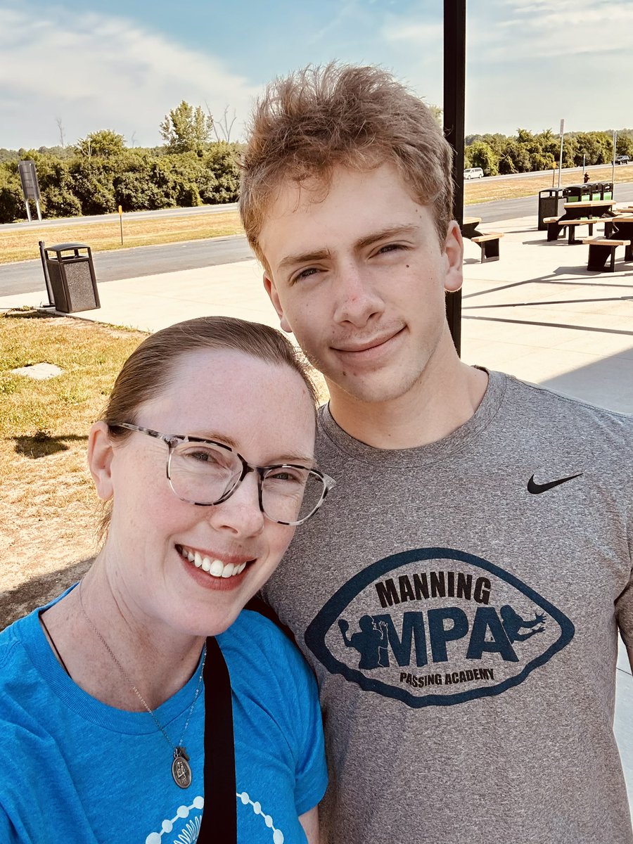 SarahJess7's tweet image. Is it even a weekend if we’re not heading to a football camp? See you soon @BrownU_Football! @BrownHCPerry @Nate_Lindstrom9