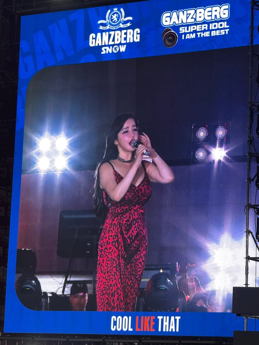 MinzyMiniqueWld's tweet photo. [🇰🇭] 2NE1 made their 1st Concert as full group in Cambodia for the 2025 GANZBERG SUPER IDOL CONCERT♥️
 
📷 vitou 
Let’s Rock PHNOM PENH City with 2NE1
#2NE1SUPERIDOLinPHNOMPENH
#2NE1 #MINZY #공민지  #SandaraPark  #ParkBom #CL https://t.co/YUtj75DfCI