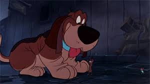 PerrosAmos's tweet photo. #toby #elgrandetectiveraton #perrosyamos Toby es un basset hound de tamaño considerable, comparado con los pequeños protagonistas ratones.  🐾👉https://t.co/5itQwFmqLP https://t.co/gavoPeNrPu