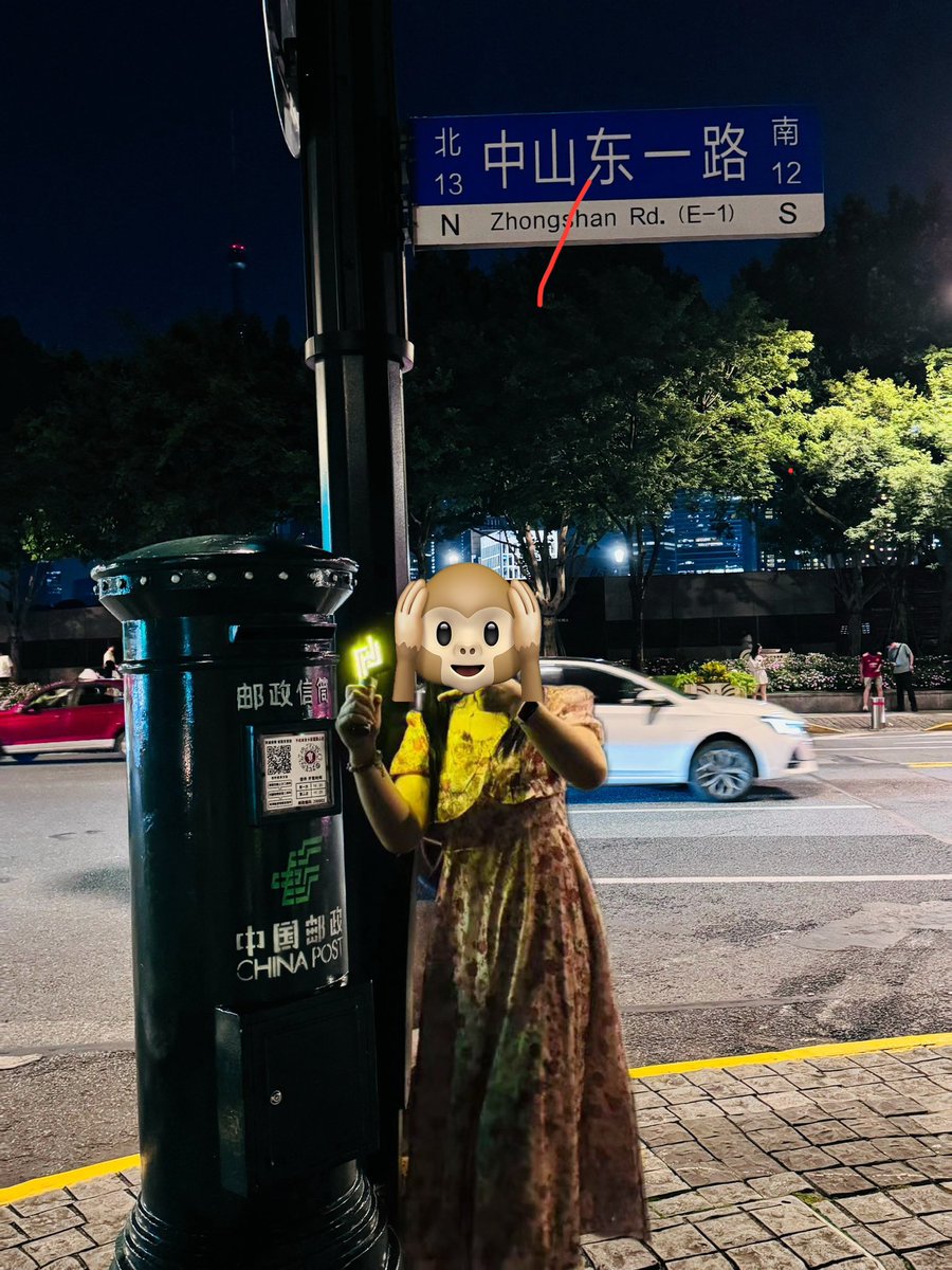 ailu5han's tweet image. Two... photos I forgot to send😂