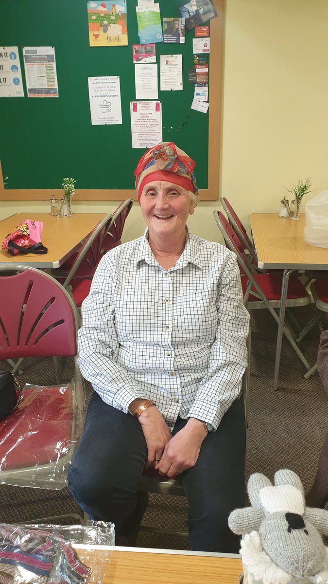 This week, PCSO Nicholls visited The Warm Hub at Featherstone Community Centre and attended a Coffee Morning at Shareshill Church 👮🏼‍♀️

Great to speak with everyone there! 😄