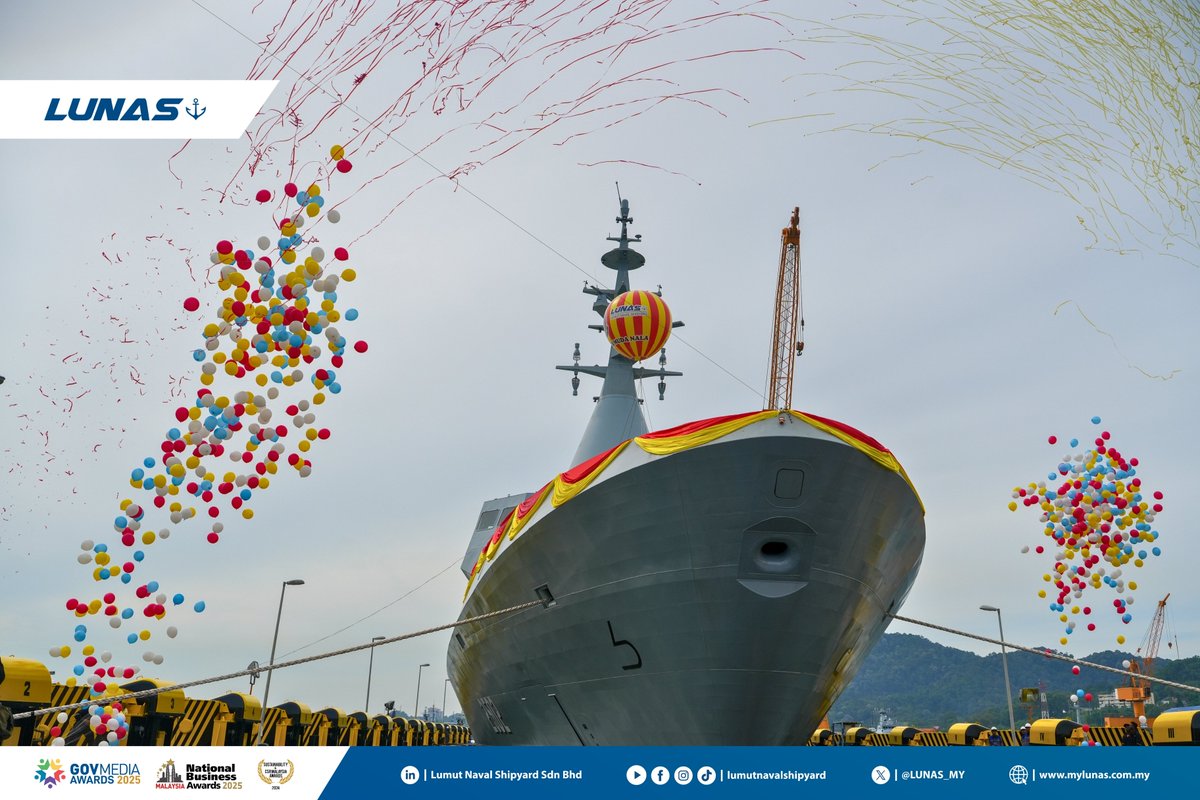 aag_th's tweet photo. 🇲🇾🇫🇷⚓️AAG_th บันทึกประจำวัน: มาเลเซียทำพิธีตั้งชื่อและปล่อยเรือลงน้ำเรือฟริเกต LCS ลำที่สอง KD Raja Muda Nala อย่างเป็นทางการ
https://t.co/AcP58gGCUE
#Malaysia #Navy @tldm_rasmi #TLDM #RMN @MINDEFMalaysia @LUNAS_MY #LCS2 #France @navalgroup Gowind 2500 #Frigate #Warship https://t.co/3jM4bqrbGc
