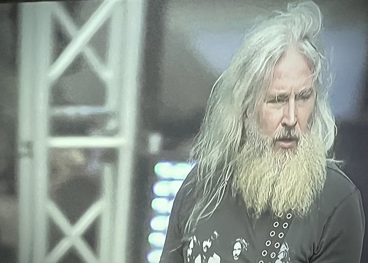 For now we are at the #livestream of #BackToTheBeginning #gig or else the 'The greatest heavy metal concert of all time' as <a href="/mastodonmusic/">Mastodon</a> just admitted!#LongliveOzzy #OZZY #metalmusic #Birmingham
