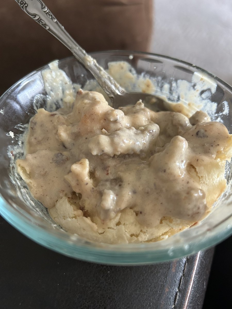 mstracybee's tweet image. Sometimes weekend biscuits and gravy fix all of the world problems. At least for a little while.