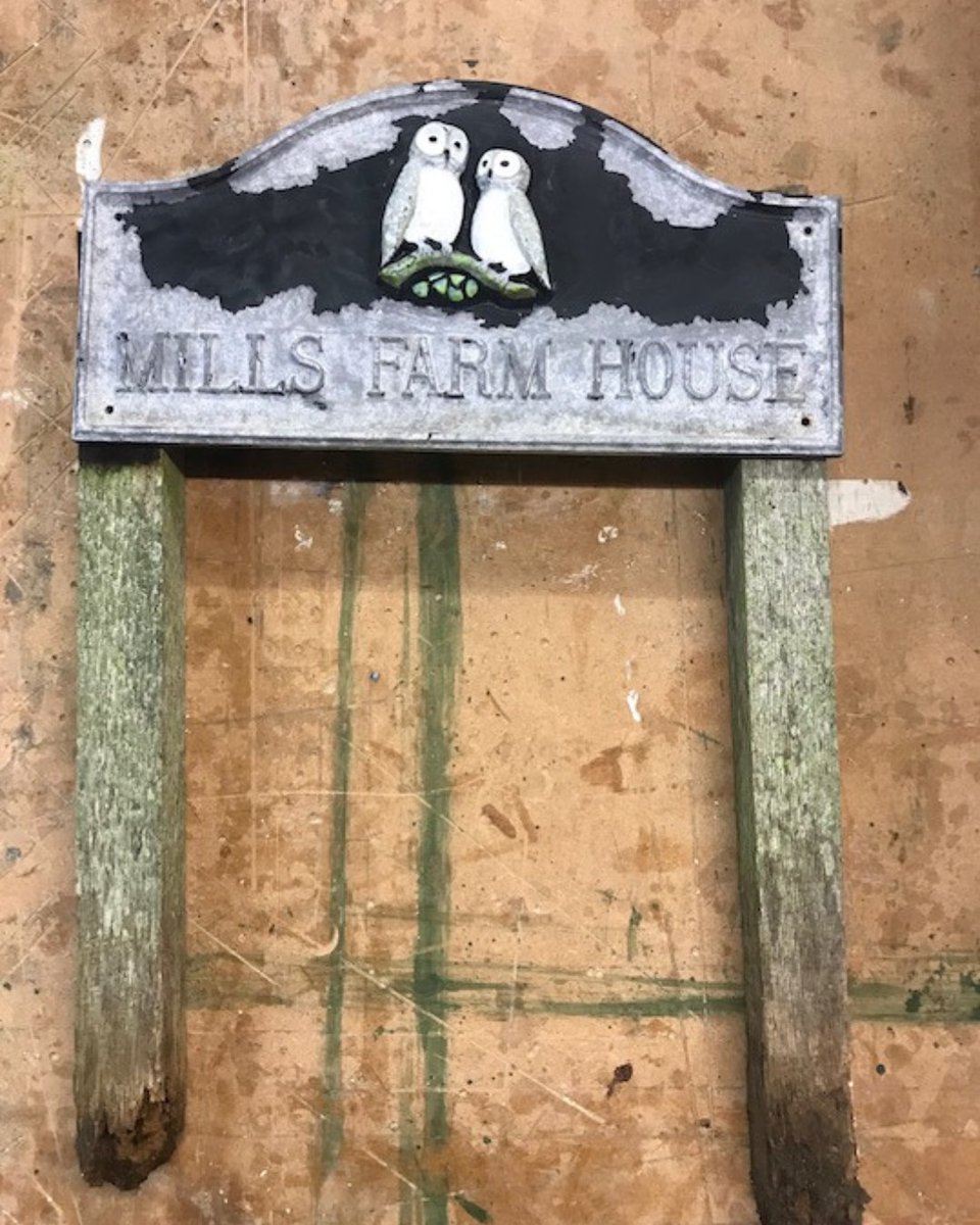 No job too big or too small 👋

A lovely returning customer asked us to bring their old, weathered house sign back to life instead of replacing it.