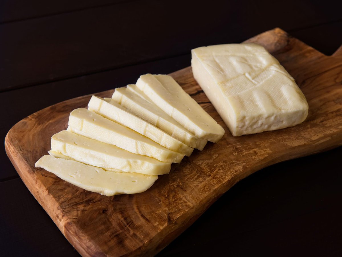 A gentle heads-up that the August batch of Garnie is proving really popular.  

If this is a cheese you want, we recommend placing an order soon as 70% of this batch has now been pre-ordered in just a few days. 

theethicaldairy.co.uk/cheese-shop/ga…