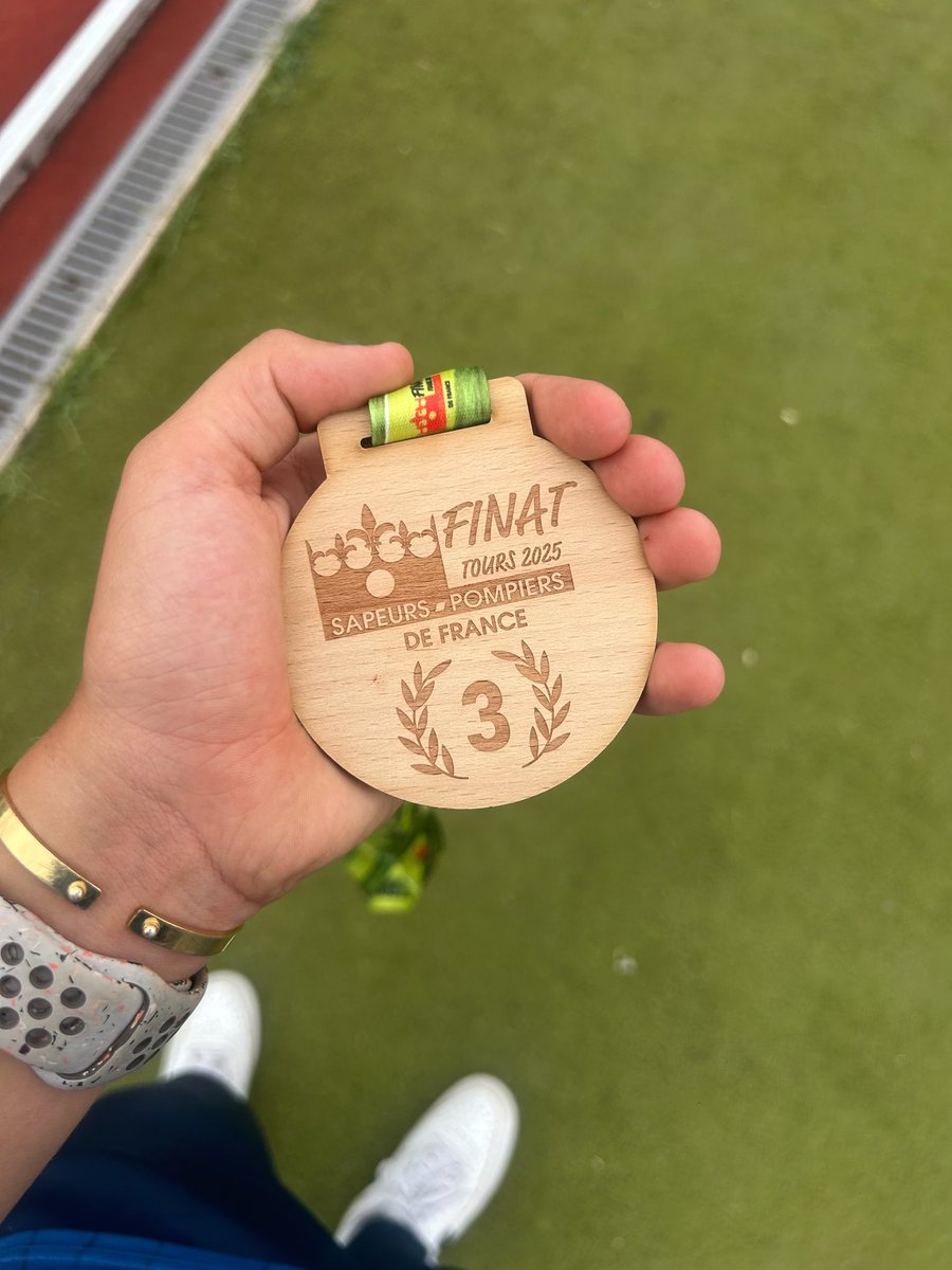 🔥 Est-ce que je suis fière de ma fille, 3ᵉ de France dans sa catégorie aux championnats nationaux des Jeunes Sapeurs-Pompiers Volontaires ?

💯 Mille fois plus que tout ce que vous pourriez imaginer ! 

#SixtineTheQueen