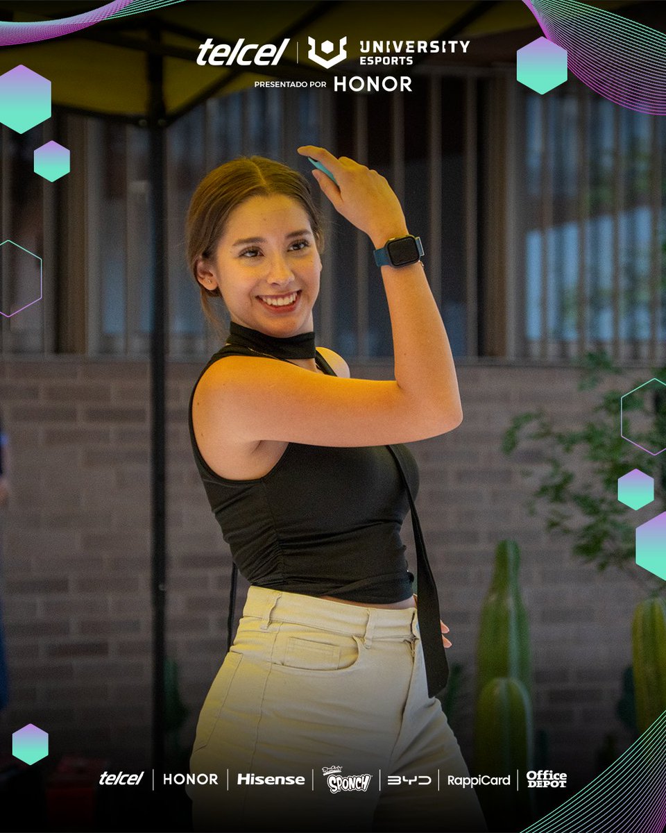 UniEsportsMX's tweet photo. 💫 Ustedes hacen único al #UNIVERSITYTour ✨
Así fue la visita a #CUTLAQUEPAQUE en compañía de su bonita comunidad y de @EsportsUdeg 🦁💛 https://t.co/KocPb5Mesa