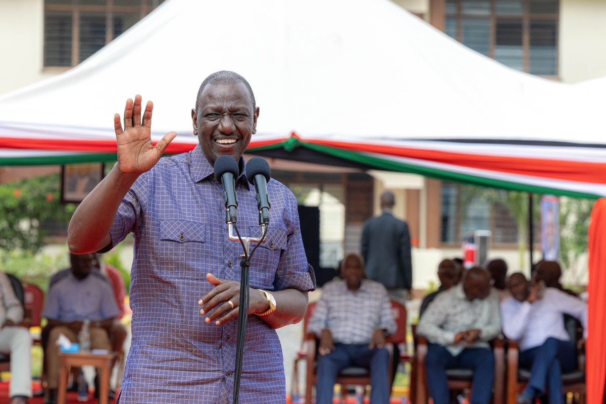 Ruto is now giving out citizenship to foreigners who stay in ke for 7yrs

Somalis from Somalia just need to claim they’ve lived in Mandera for 7 years... &amp; they’ll get Kenyan IDs

By 2032, don’t be shocked when Somalis, Congolese &amp; Nigerians become the largest “tribes” in Kenya🙇🏻‍♀️