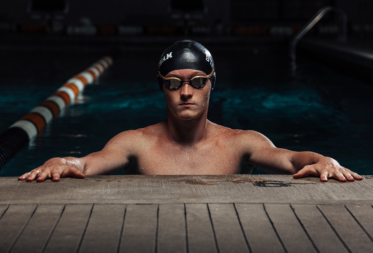TGPaschal's tweet photo. Swim shoot this week, maybe my favorite ever! https://t.co/nCR7LDrVD0