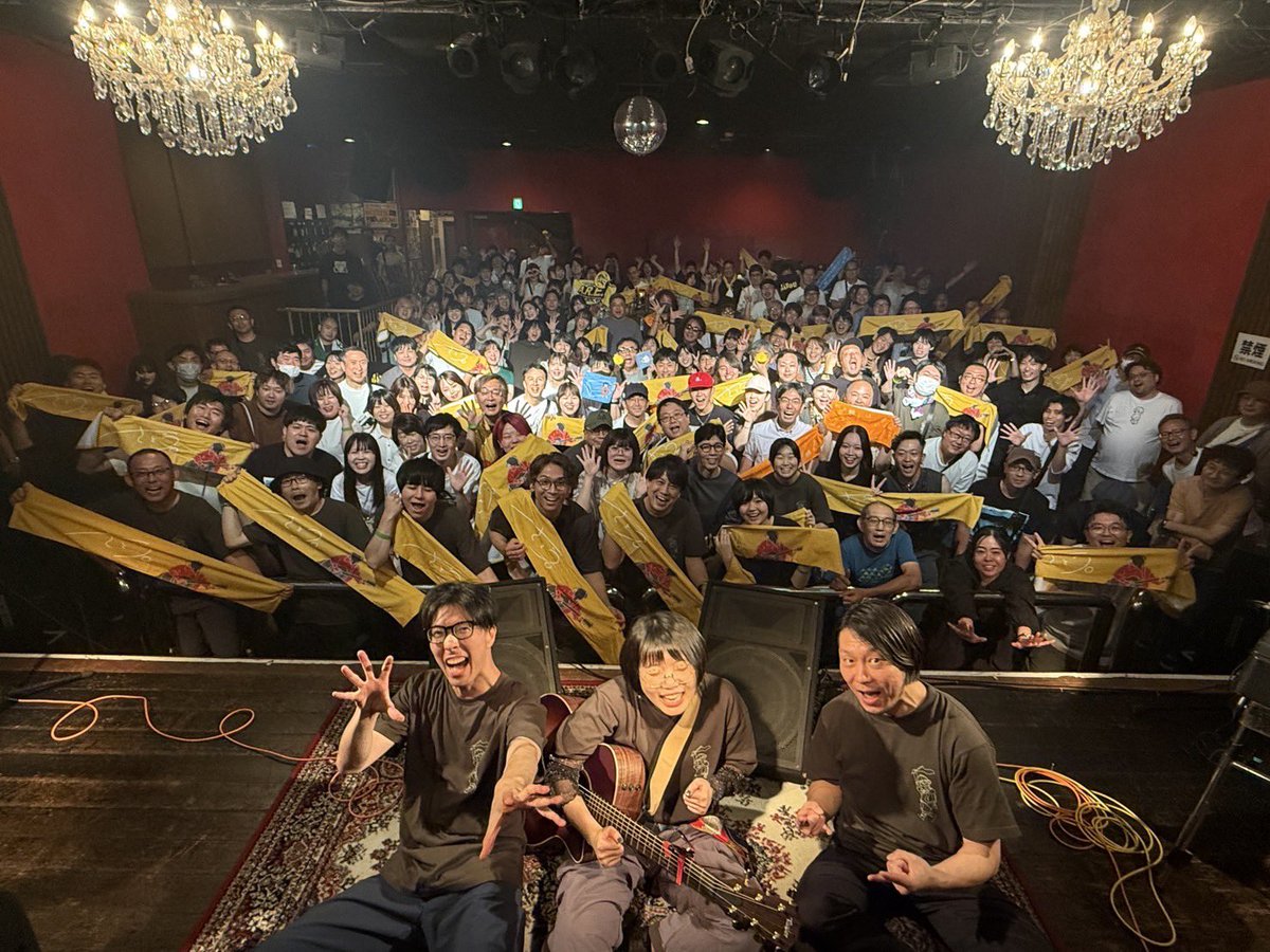 Sato_darari's tweet photo. 取り急ぎ！
2025/07/05
『地平線、そこで会えたら』
梅田Shangri-La公演
無事終演いたしました！

ツアー初日、皆さんの声も、表情も
ステージでしかと受け取りました！
また改めて、明日、綴らせてください！

ハッシュタグで感想も待ってます！
#地平線そこで会えたら 
#SSWさとう。 https://t.co/OFvzZiHOA1