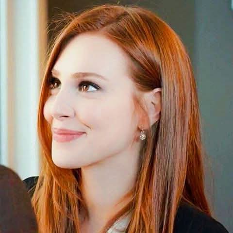 DinyaDinya610's tweet photo. @diziseyircisi #DefneTopal
#ElcinSangu
#KiralıkAşk https://t.co/PO4aY1buzu