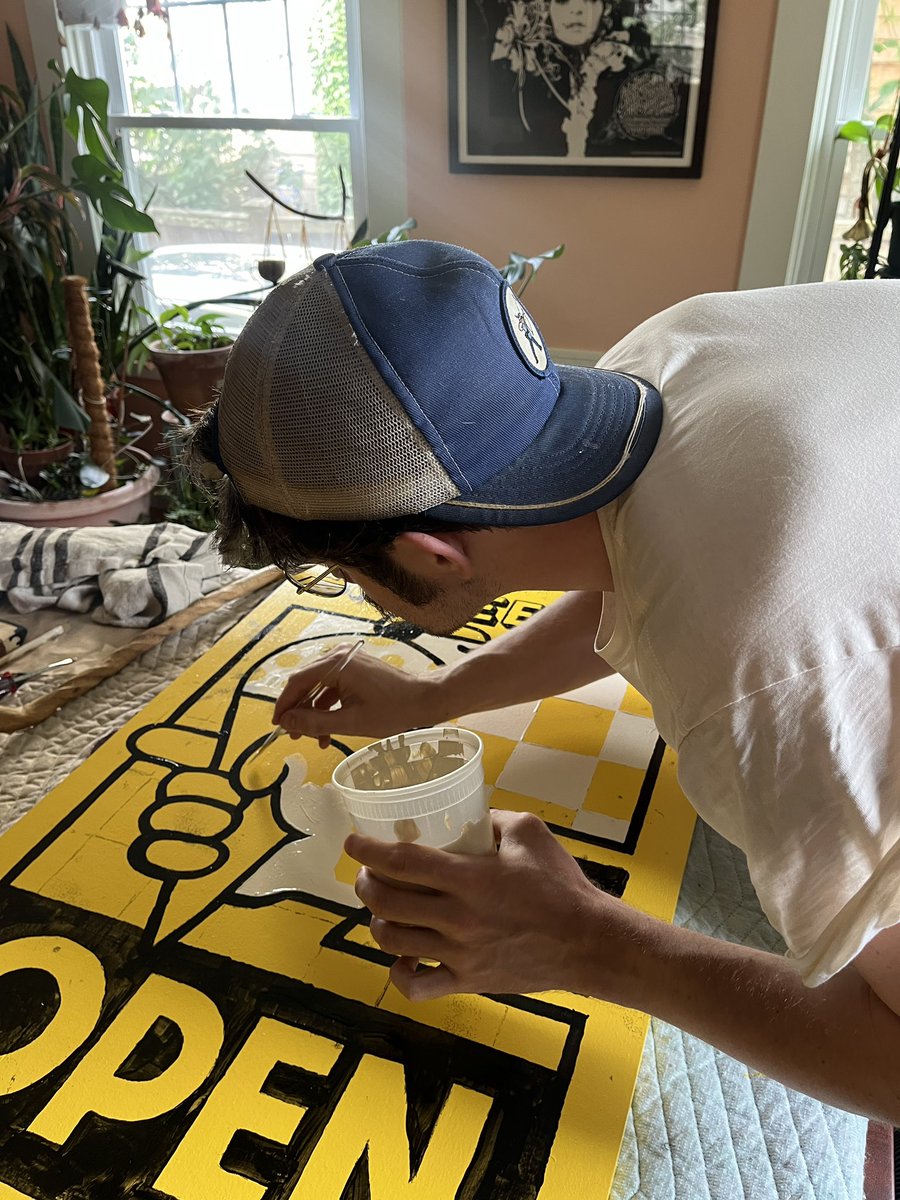 conor_draws's tweet image. Painted a sign for our local ice cream spot.