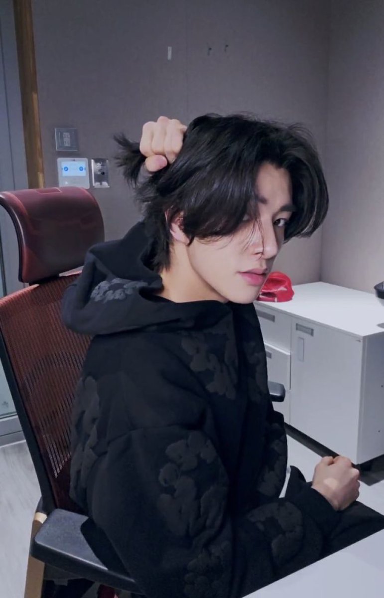 쪼미 tweet media