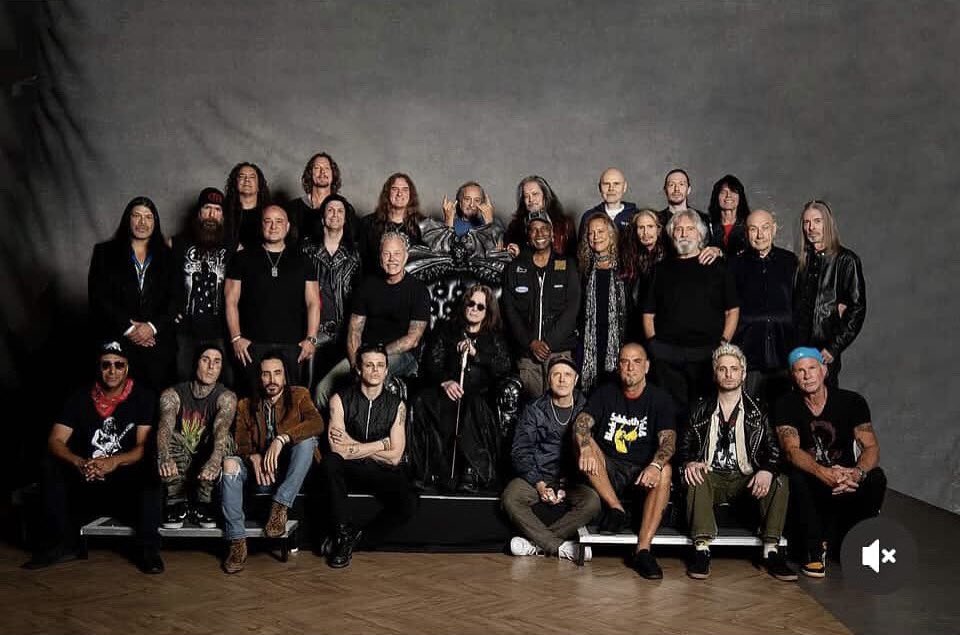 New photo! Of Black Sabbath alongside members of Metallica, Pantera, Jake E. Lee, Tom Morello, Steven Tyler, Chad Smith, David Ellefson and more Rock and Heavy Metal legends before their final concert called 'Back To The Beginning' that’s streaming now!