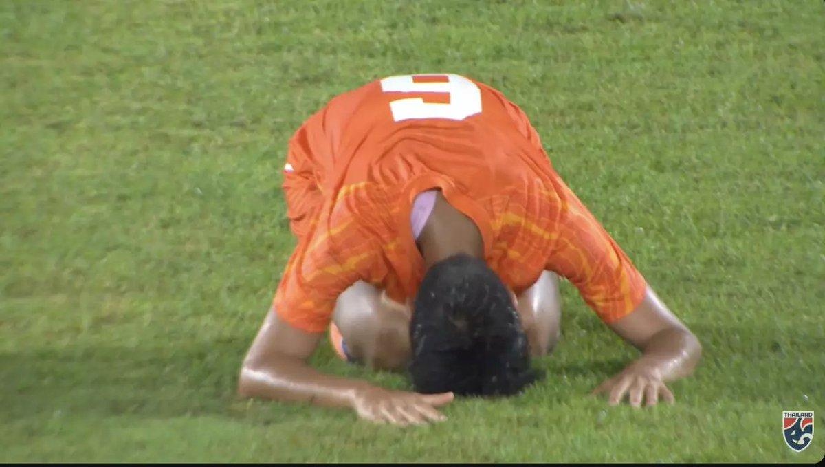 🥹India 2–1 Thailand. Full-time. Full hearts.

 It’s for every girl who’s ever dared to dream in studs. It’s for those who stayed, who believed when no one else did.

Chiang Mai will never forget this night. And neither will we.
 Australia 2026 - India is coming. 🇮🇳❤️