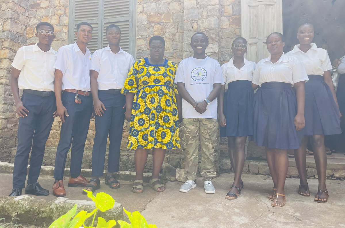 andyopponggij's tweet photo. Honored to speak at Presbyterian College of Education, Akropong, on Youth Empowerment & the SDGs.
These future educators weren’t just listening—they were dreaming, questioning, and stepping into their power as changemakers.
#YouthAtTheTable #SDGs #YouthEmpowerment #impact https://t.co/LKnlnhOuwD