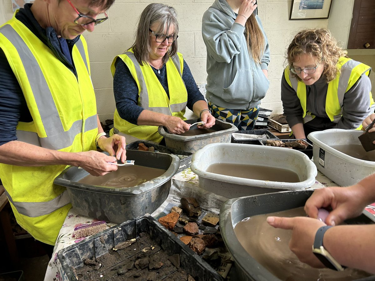 ColinGlover2's tweet image. The exciting story of life in Roman Carlisle keeps on emerging thanks to the efforts of the Uncovering Roman Carlisle team of archaeologists and volunteers. Really enjoyed visiting the site today. Find out more at uncoveringromancarlisle.co.uk
