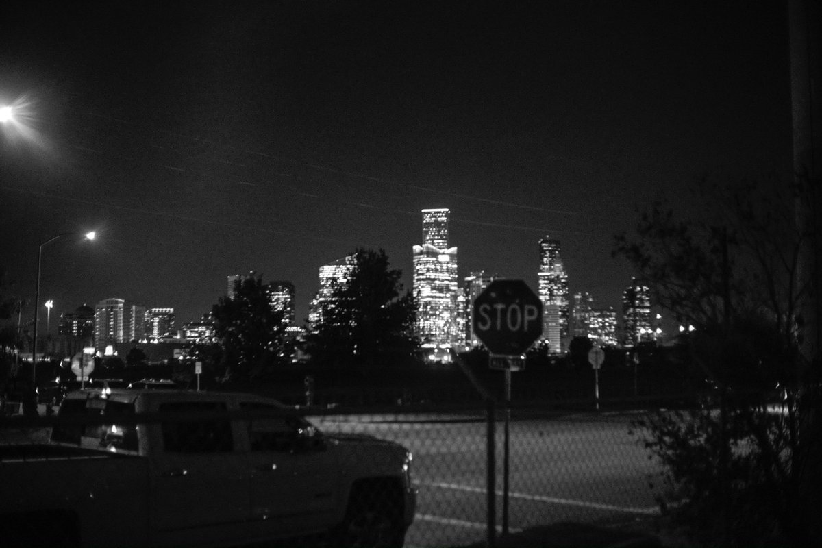 JonWages's tweet photo. Even the city tells you to stop sometimes. But for what? The view? The weight? The quiet?
#houstonnight
#streetphotography
#filmlook
#urbanquiet https://t.co/qlwFXz8x9y
