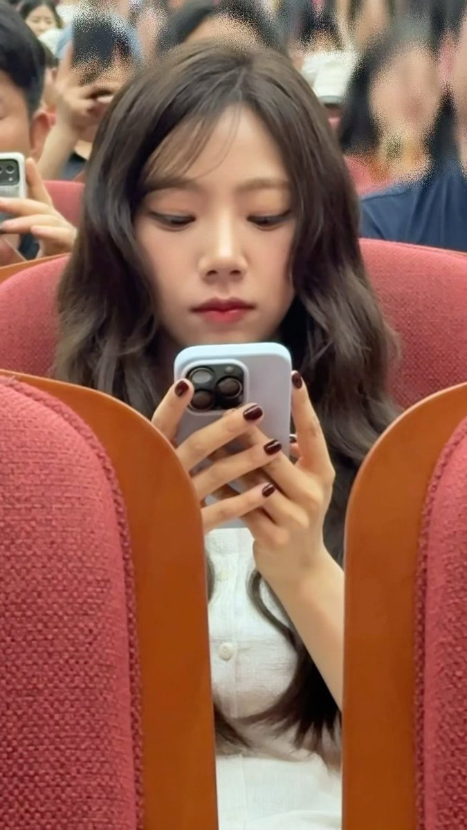 뒤돌자마자 바로 보이는 여름이..